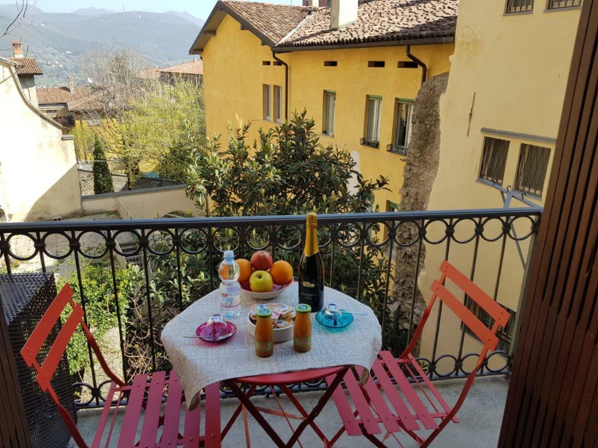 Bergamo Alta Guest House ภายนอก รูปภาพ